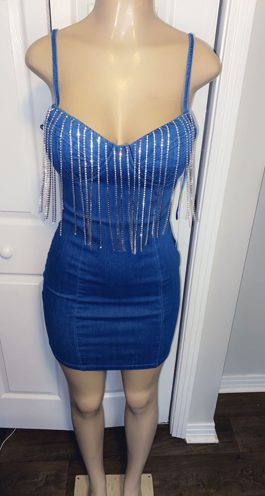 Ice me out and take me out dress.(🧊🧊🧊🧊)